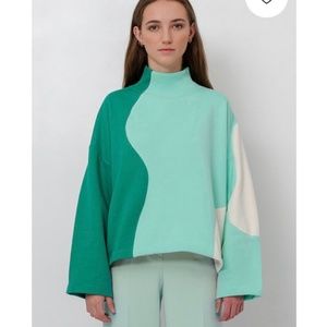 Martin Across Cloud Lydia